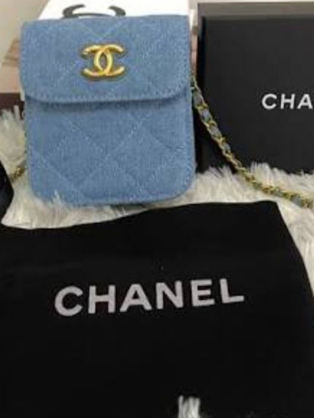 CC Denim  Quilted  Mini Crossbody Bag with Gold Chain - Picture 3 of 9